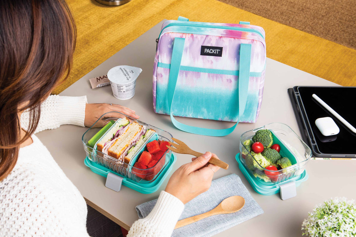 freezable-hampton-lunch-bag-b8 2022_Lifestyle_Hampton-Lunch-Bag_Tie-Dye-Sorbet_02_Lores_718dd725-efea-42d0-9ebf-1660f0dafb34.jpg