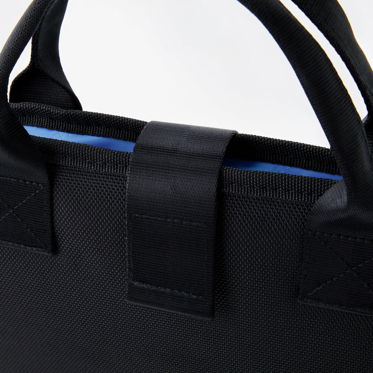 freezable-chill-board-large-r0 freezable-chill-board-large-black-ecofreeze-plus-zoom-handles.jpg