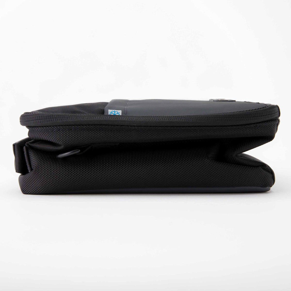freezable-upright-lunch-box-k7 freezable-upright-lunch-box-black-gray-flat.jpg